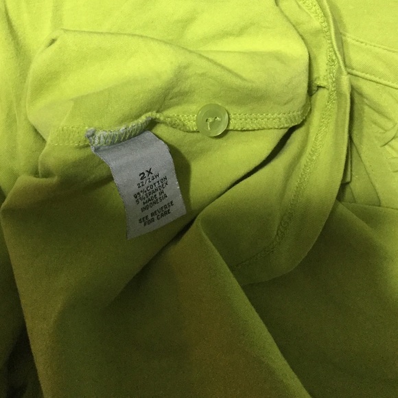 Lime green cotton top with fancy neckline EUC - Picture 3 of 4